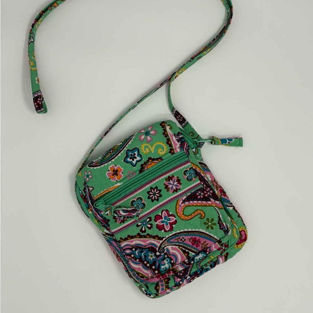 Vibrant Floral Crossbody Bag in Green
